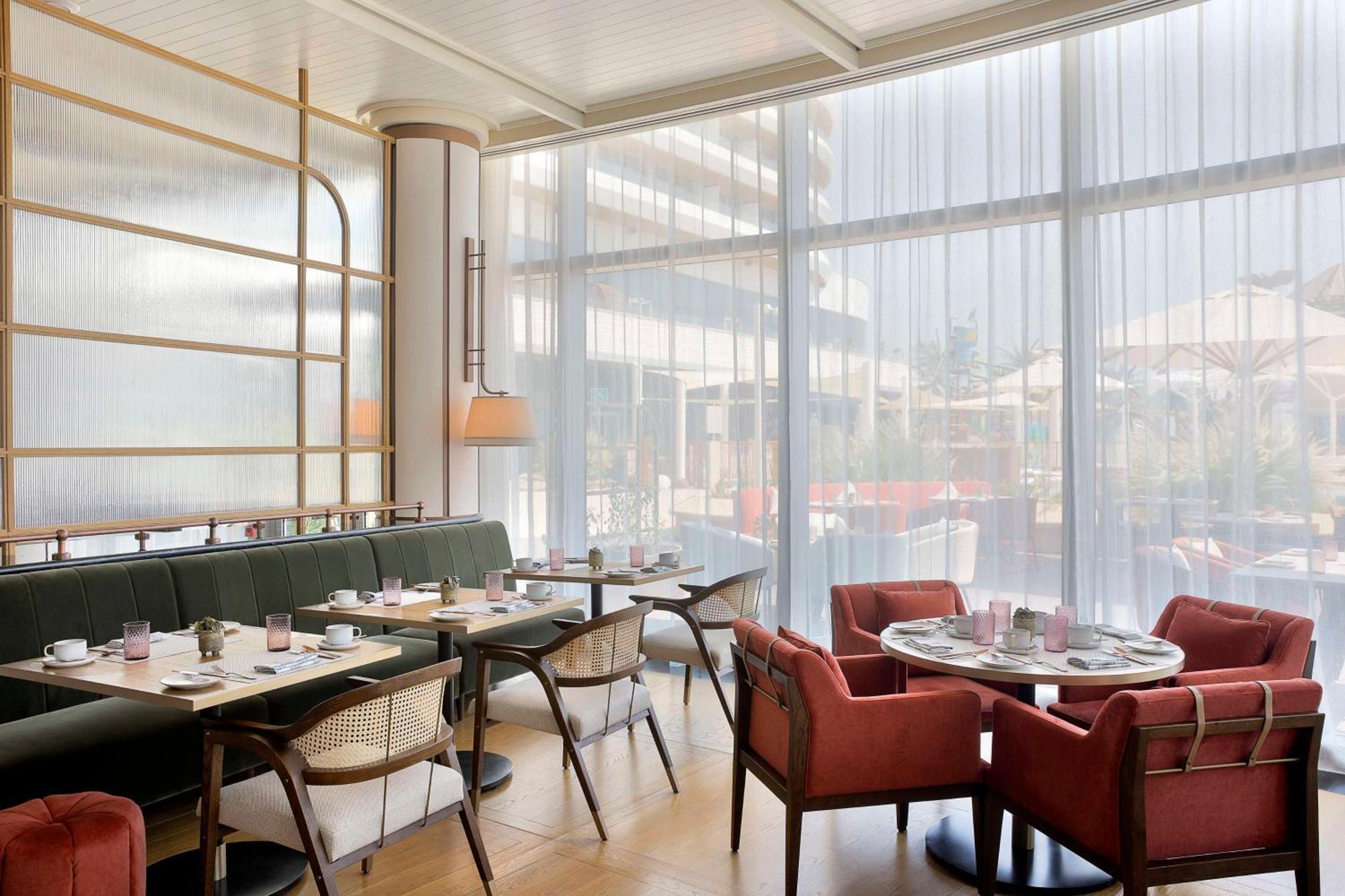 Waldorf Astoria Lusail, Doha 5*